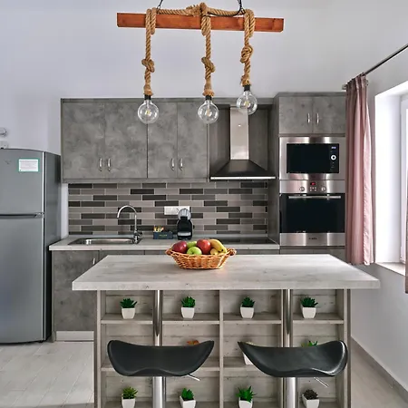 Nyaraló Colors In - House For 6 People In The Of Paros