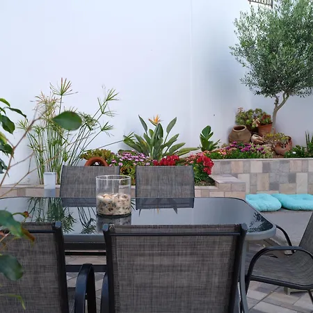 Holiday home Colors In - House For 6 People In The Of Paros *