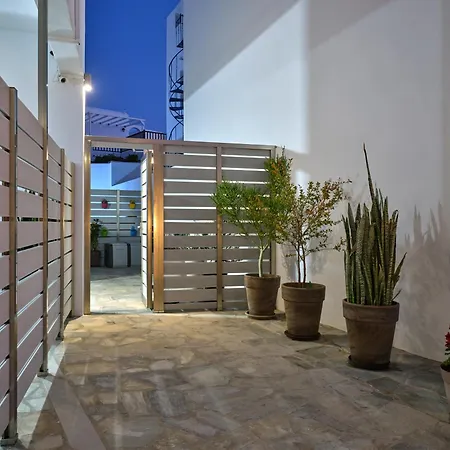 Colors In - House For 6 People In The Of Paros Prázdninový dům Nausa