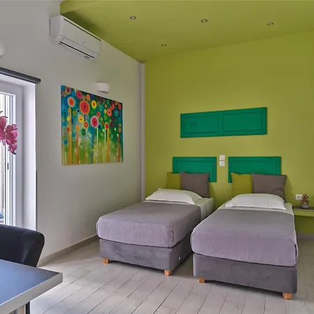 Colors In - House For 6 People In The Of Paros Nausa